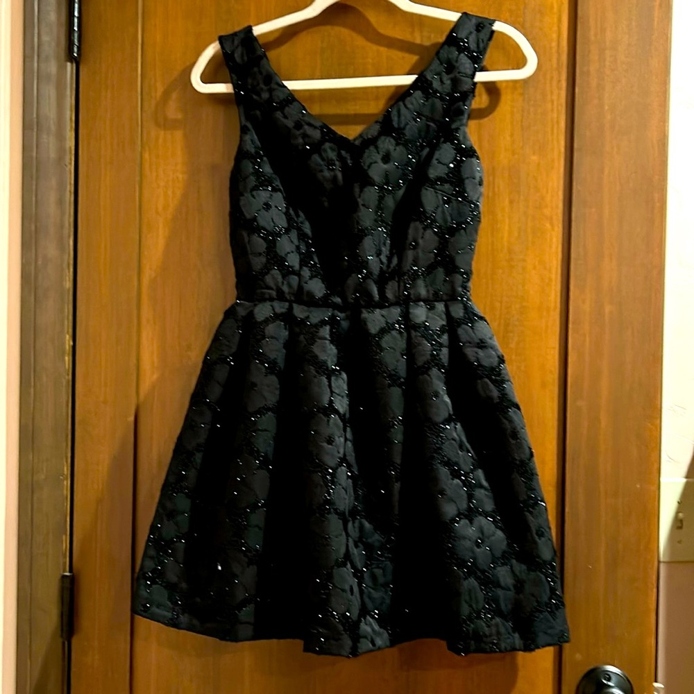 Black cocktail dress size 4